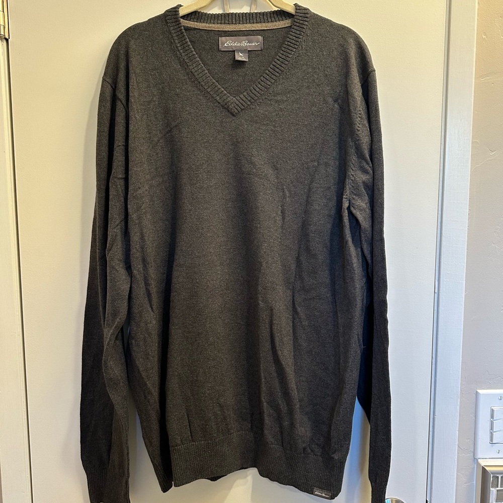 Men’s LT Charcoal V-neck Cotton Sweater Eddie Bauer